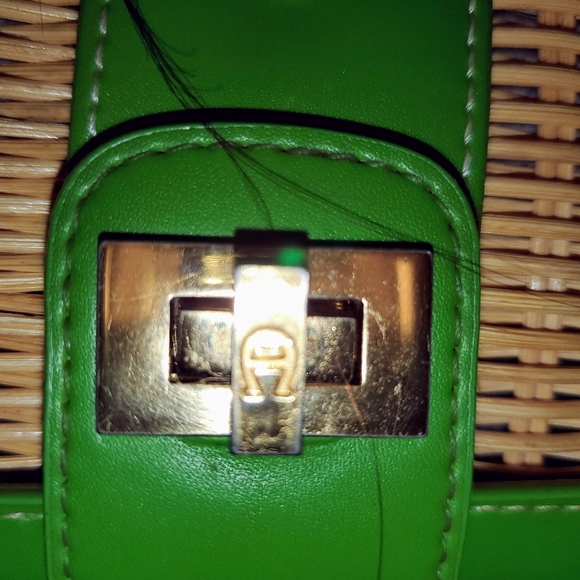 π Etienne Aigner Rattan Barrel Purse π - Picture 6 of 10